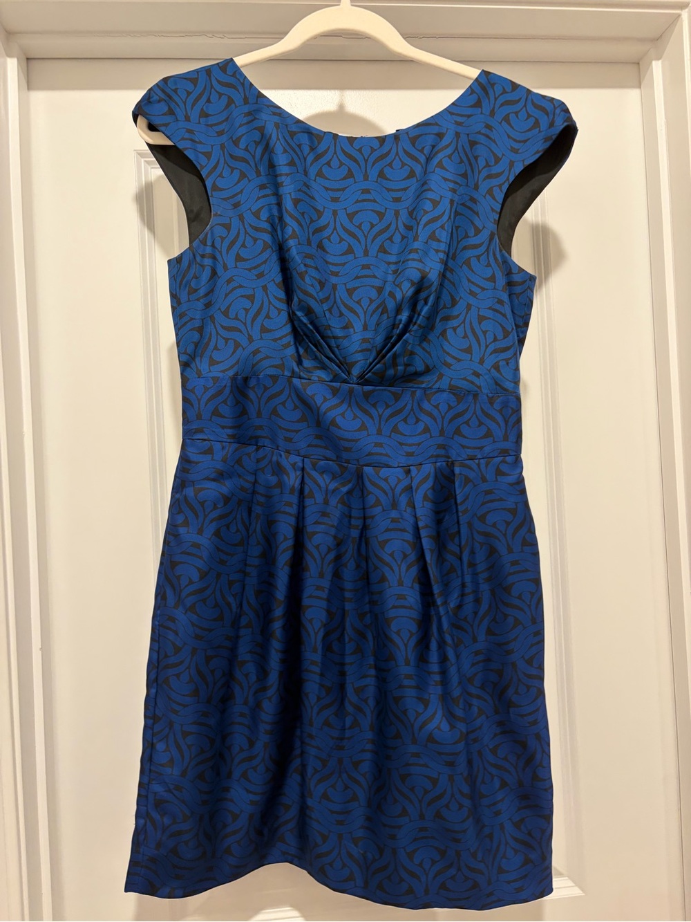 Banana Republic Royal Blue and Black Patterned Cap-Sleeve Sheath Dress